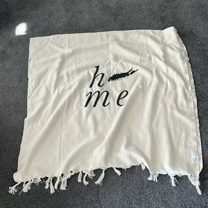 Dwell home shoppe throw blanket